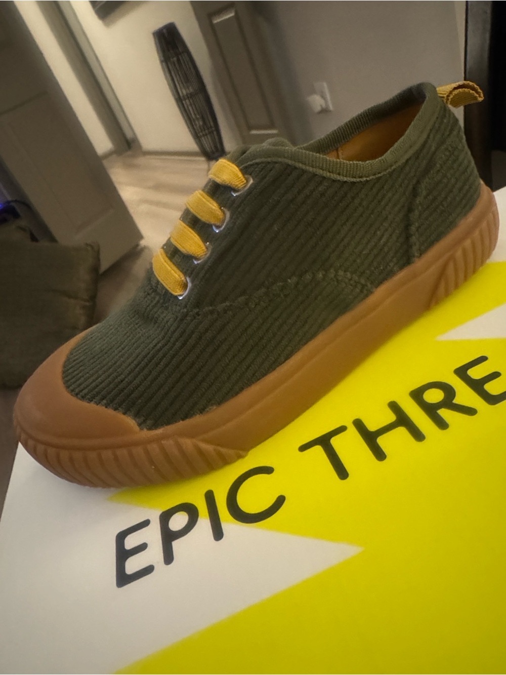🙂Epic Threads Kids Olive Green Canvas Sneakers with Gum Sole - BRAND NEW🙂